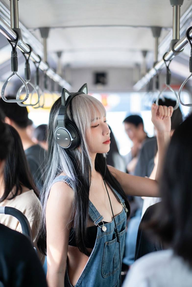 Girl's long black and white hair